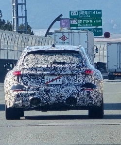 新型 RS5 アバント迷彩.jpg