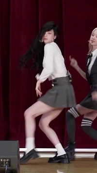 スクールルック エスパ カリーナ 豊満乳房