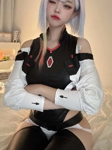 [QWER] にゃんこここアカウント投稿「」「サイバーパンク ルキナ クシナダ」「」