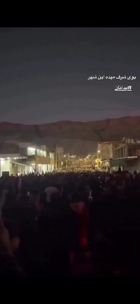 (SOUND)今朝早朝のイランでの抗議活動の動画