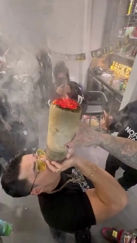 (SOUND)アメリカ、ニューヨークの大麻パーティーホール