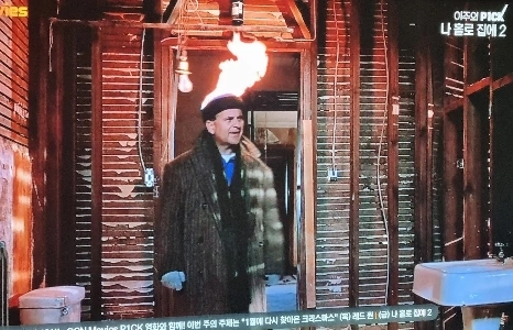 振り返ると可哀想な映画の登場人物だ