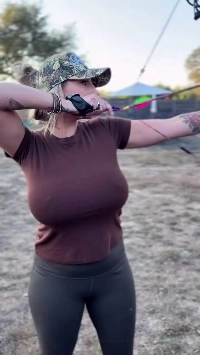 (SOUND)ㅇㅎ) 何が私を見つめ続けるのですか?