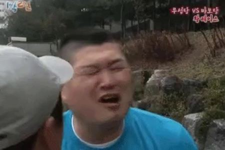 チ・グィヨン被告は全員、生涯を通じて憲法を遵守し、憲法に献身的に尽くしてきた人々であると信じましょう。