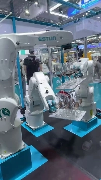 (SOUND)産業用ロボットアームの精密検査.mp4