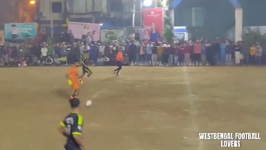 (SOUND)インドのゴールキーパーのワンダーゴールㄷㄷ.mp4