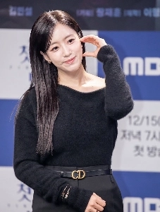 最近の女性芸能人はノ・ボジョンさんです。