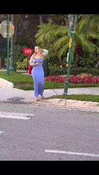 (SOUND)ㅇㅎ?) どうしてサングラスをかけているのですか？