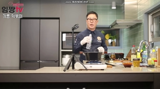 (SOUND)イム・ソングンシェフ 2年前 「「」「やってみませんか？」「」」 ㄷㄷ