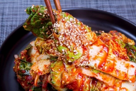 「ソーセージの排除を推奨し、『本物の食品』キムチを食べるためのガイドラインを発行する」…なぜトランプ政権が初めてキムチを健康食品に指定したのか？