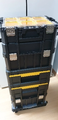 Aliから工具箱を購入しました。