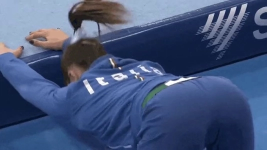 この人の体勢だとセックス中に疲れてしまいます。