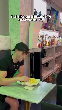 (SOUND)男性にはティッシュがいらないレストラン