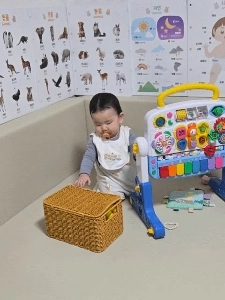 その赤ちゃんは私にとても似ています。