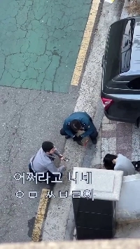 (SOUND)暴れる酔った女性